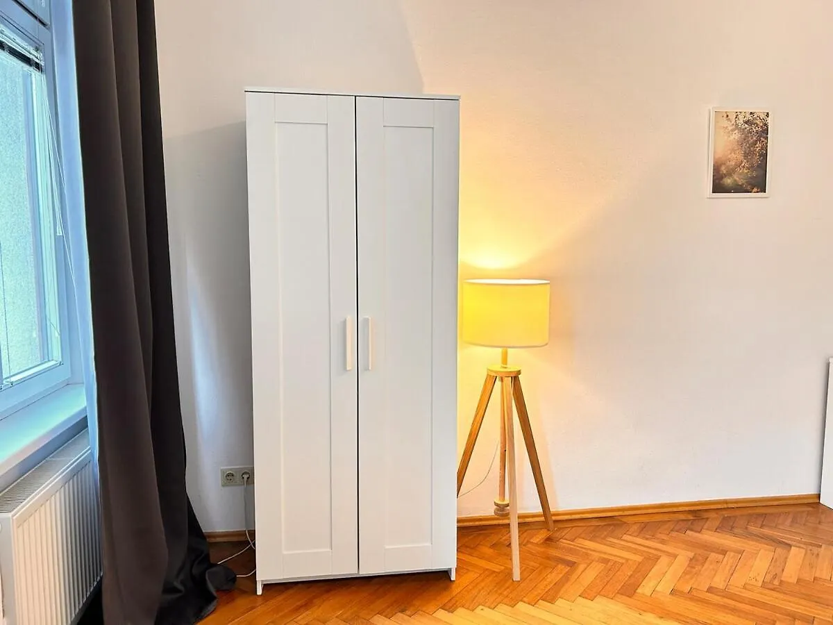 Charming Loft For 4 Guests In Vienna 20 Apartment 0*,  Austria