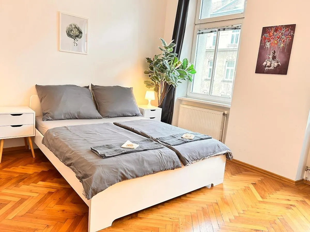 Charming Loft For 4 Guests In Vienna 20 Apartment