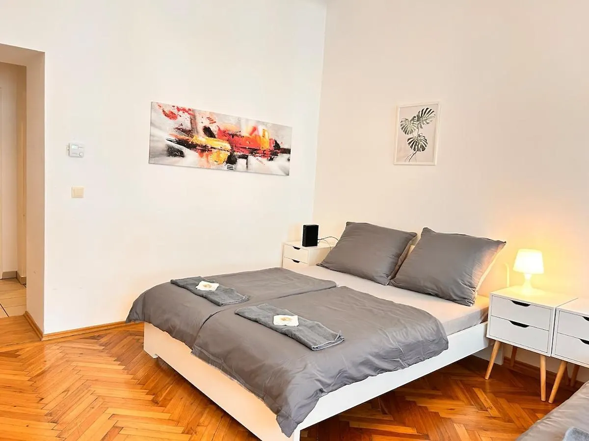 Charming Loft For 4 Guests In Vienna 20 Apartment